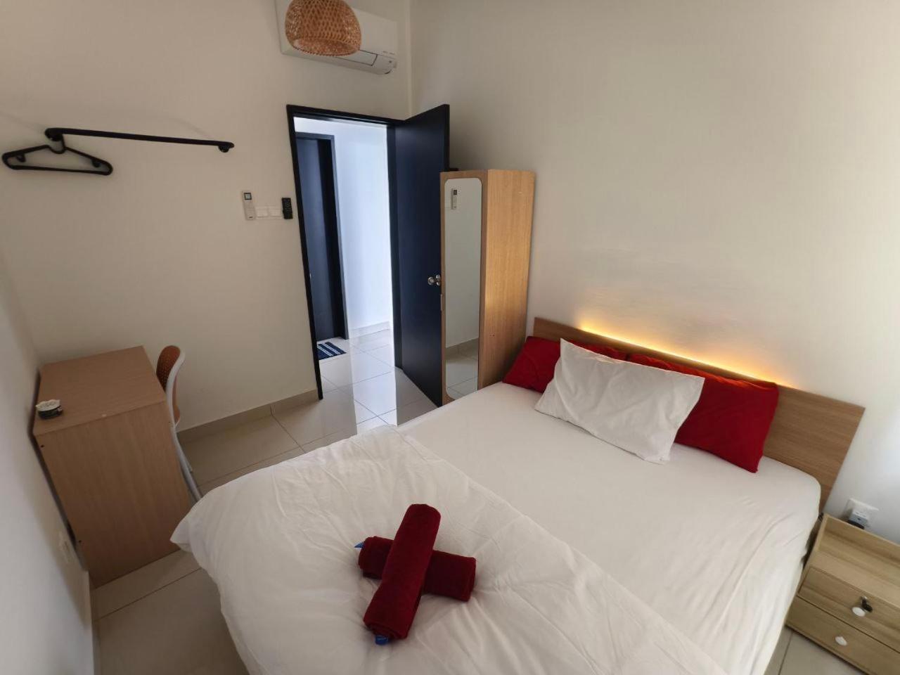 The Moon Homestay At Putrajaya Exterior foto