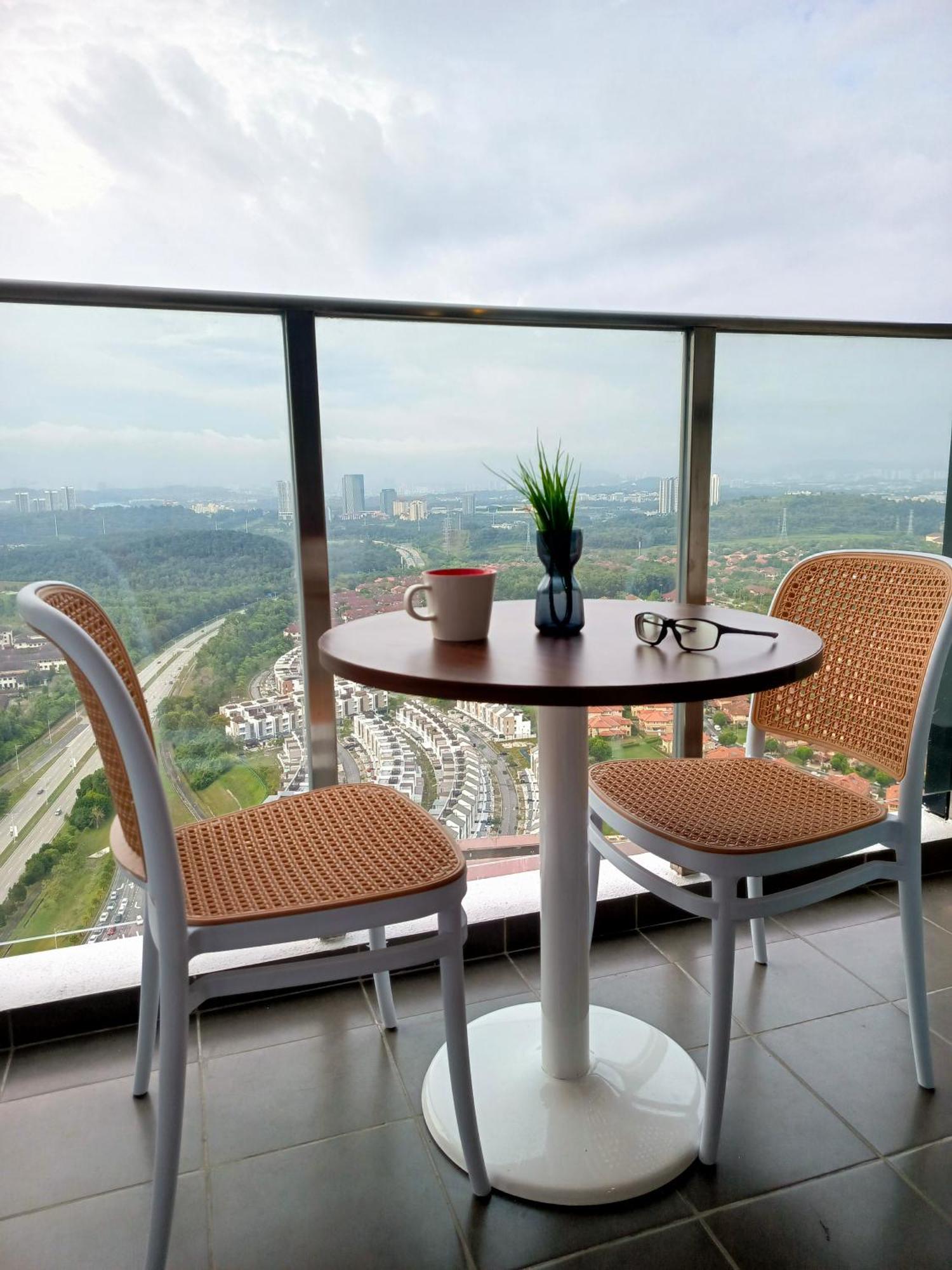 The Moon Homestay At Putrajaya Exterior foto